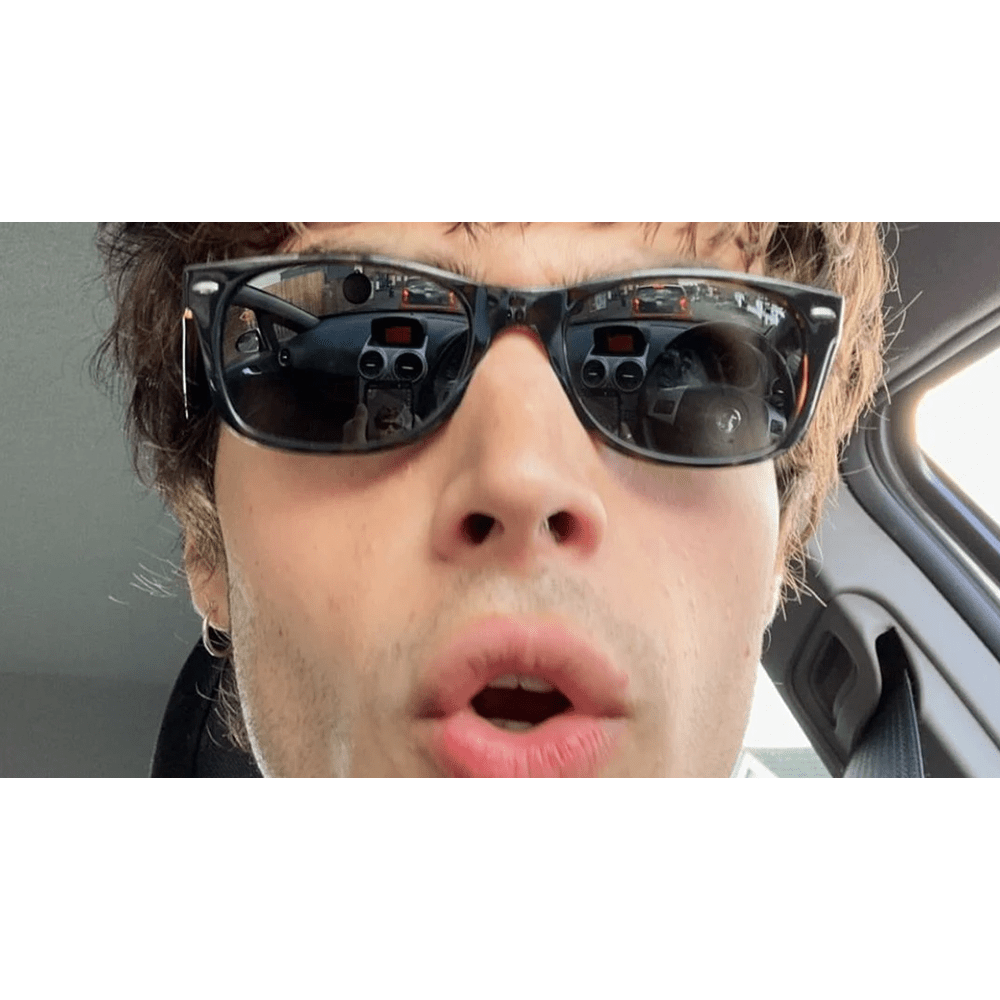 Ray-Ban New Wayfarer RB2132 902/58 52 Polarised Sunglasses