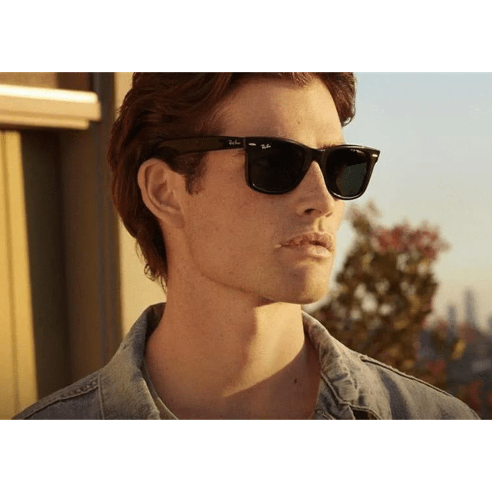 Ray-Ban Wayfarer RB2140 902/58 Polarised Sunglasses